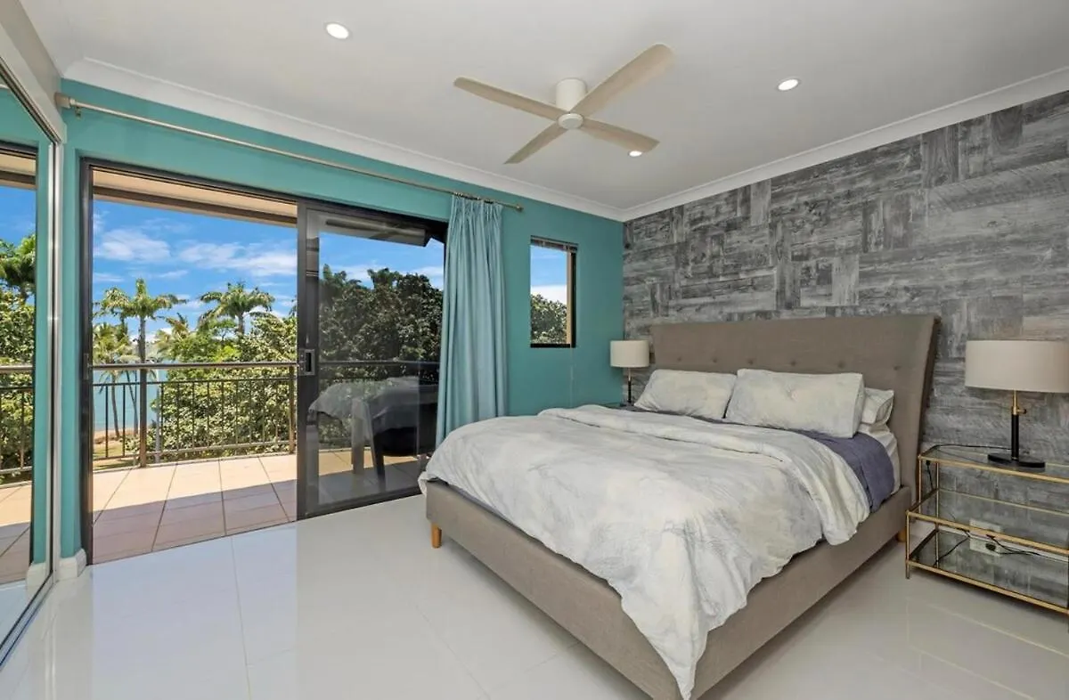 Central Stylish Strand Apartment Townsville